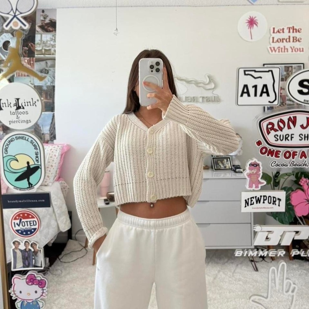 cream knitted cardigan